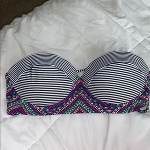 Strapless bikini top